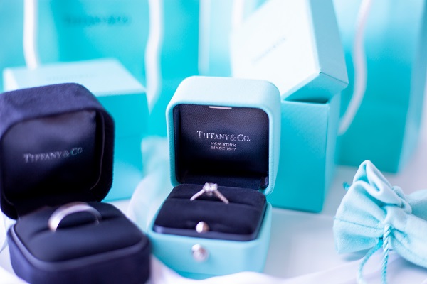 Lab-grown diamonds in luxury watches and jewellery? Tiffany & Co. owner  LVMH tests the market with its Fred label at its Paris flagship – but Tag  Heuer CEO Frédéric Arnault incorporated the