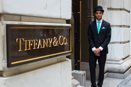  LVMH Seals Tiffany Deal for $16B
